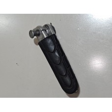 Подножка передняя левая