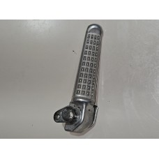 Подножка задняя правая