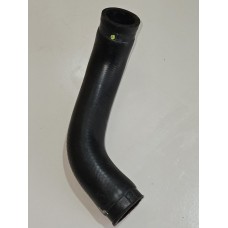 Патрубок двигателя 001
