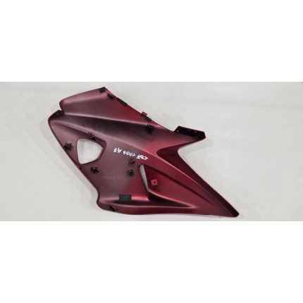 Правая часть пластика боковая 2008 год выпуска