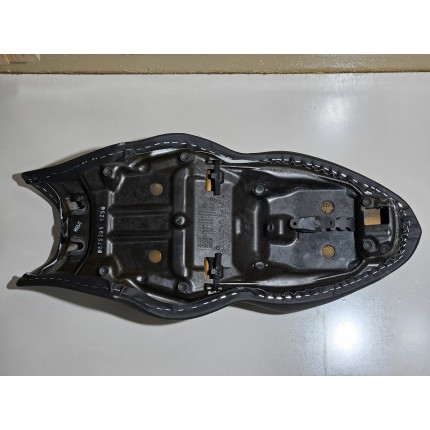 Сиденье 7675395