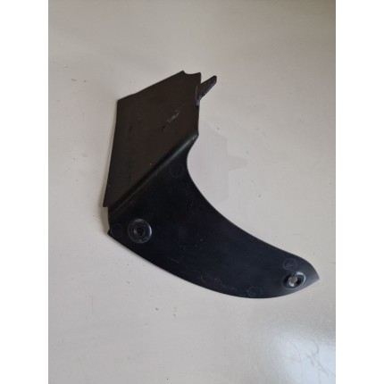 Элемент пластика