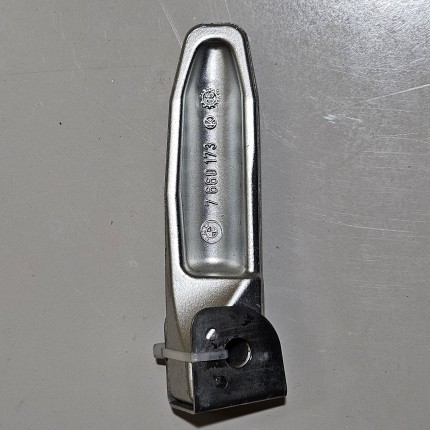 Подножка пассажира левая 7 660 173