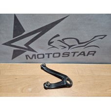 Кронштейн глушителя