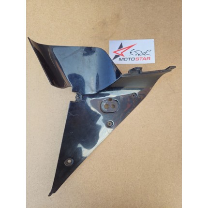 Элемент пластика