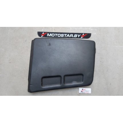 Элемент пластика