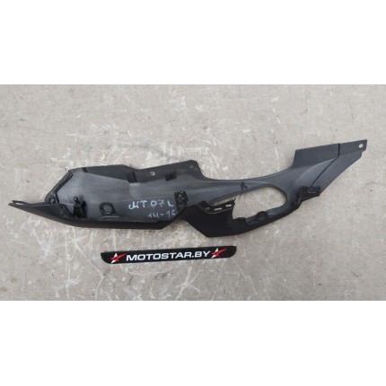 Элемент пластика