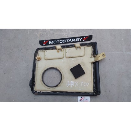 Элемент пластика