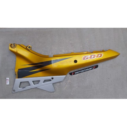 Элемент пластика