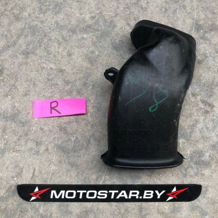 Патрубок правый