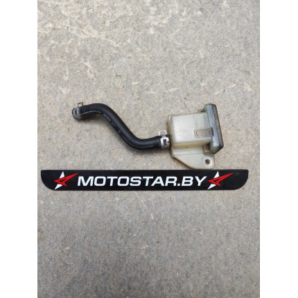 Расширительный бачек заднего тормоза