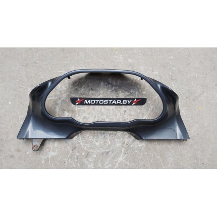 Элемент пластика (вокруг приборки)