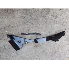 Элемент пластика