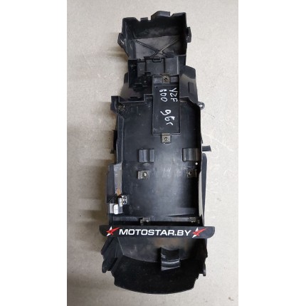 Пластик под сидушкой