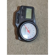 Приборная панель