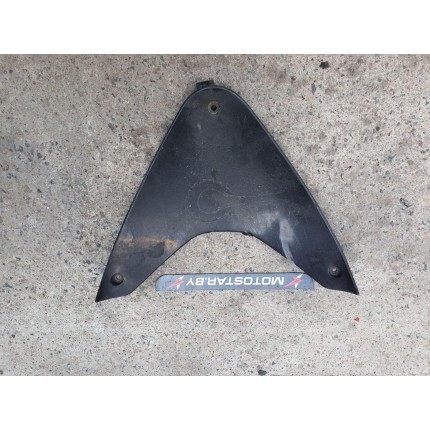 Элемент пластика