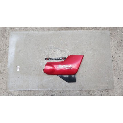 Элемент пластика