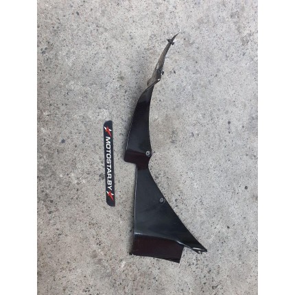 Элемент пластика